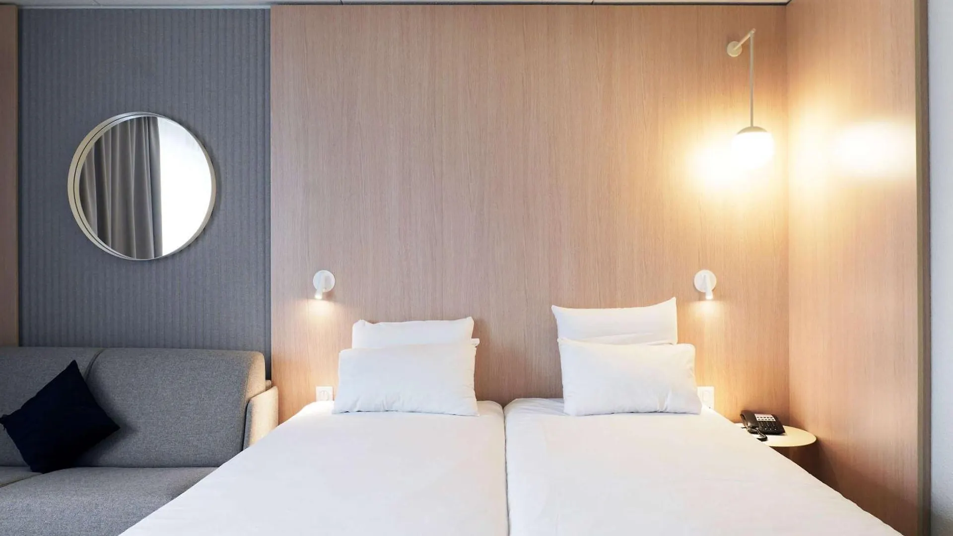 Novotel Antwerpen - Ekeren Otel