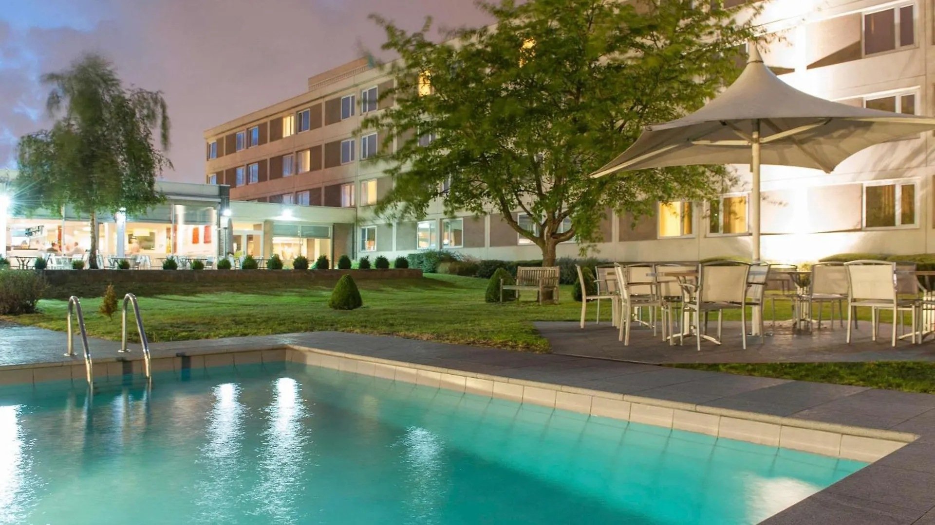 Отель Novotel Antwerpen - Ekeren